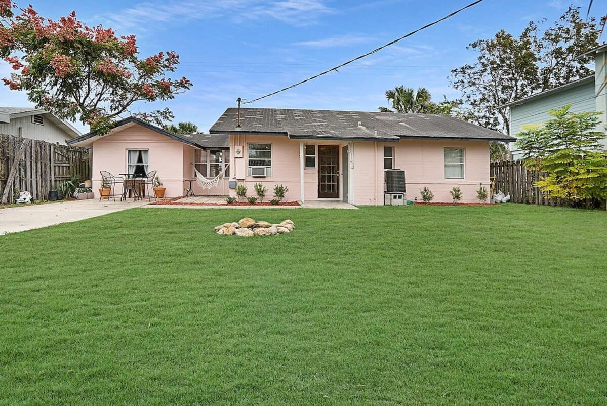 Pink House Prime Location Walk To Downtown Dogs Ok Βίλα St. Augustine Εξωτερικό φωτογραφία
