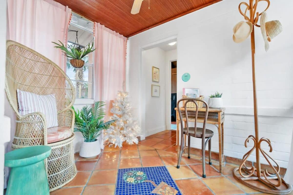 Pink House Prime Location Walk To Downtown Dogs Ok Βίλα St. Augustine Εξωτερικό φωτογραφία
