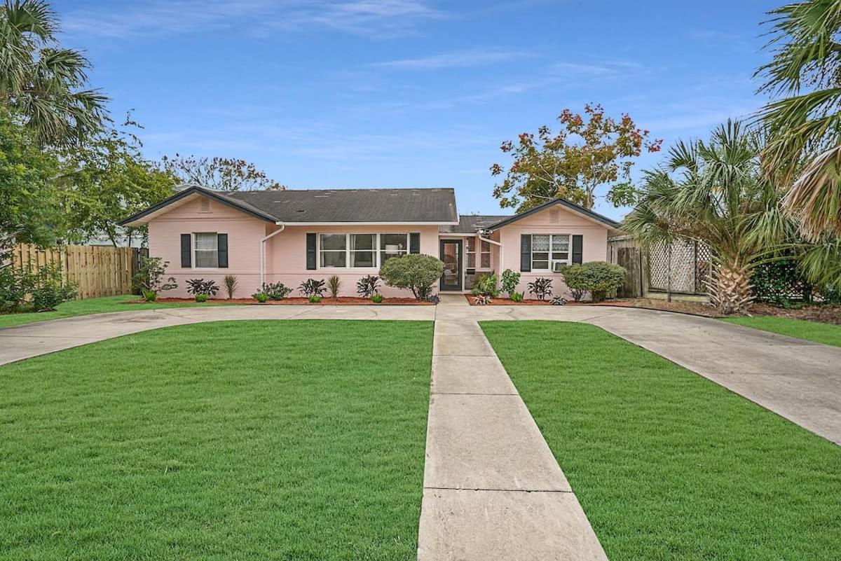 Pink House Prime Location Walk To Downtown Dogs Ok Βίλα St. Augustine Εξωτερικό φωτογραφία